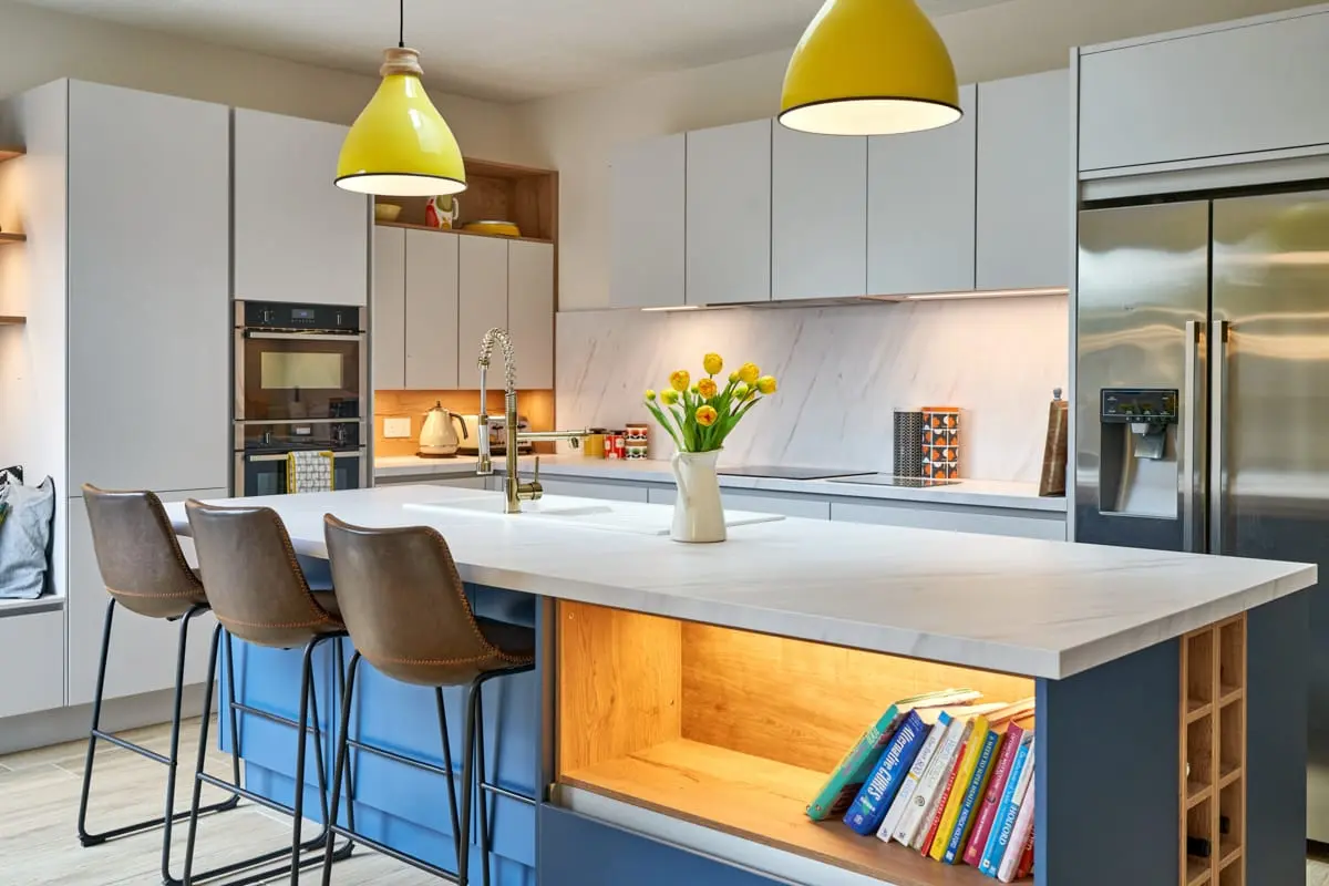 white handleless kitchen