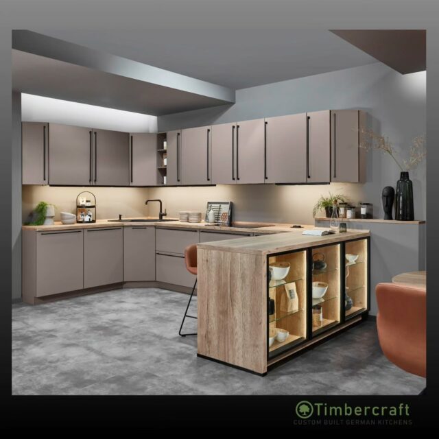 Sharp detail. Modern comfort.

This kitchen strikes the perfect balance between softness and structure. Finished in Lacquer, premium honed macchiato units bring a rich, inviting warmth that instantly elevates the space, while the black handles add crisp definition and a contemporary edge.

Paired with natural textures and subtle lighting, the result is a kitchen that feels calm, grounded and effortlessly stylish.

🌱 Let your German dream kitchen come to life with Timbercraft custom-built German designs!

💡 Ready to elevate your space? Visit us at timbercraft.ie.

#germankitchen #modernkitchen #homedesign #kitchendesign #bespokekitchen
